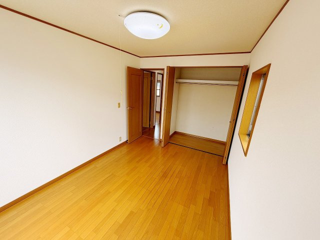 幸手市緑台1丁目のその他|洋室６帖。収納あり！
