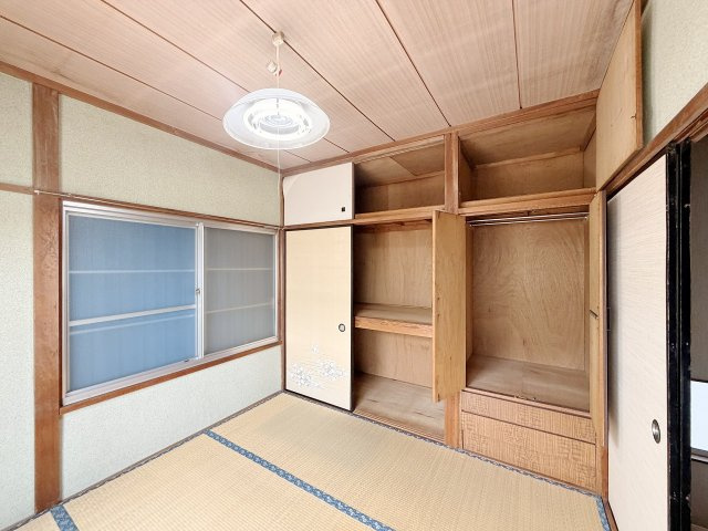 春日部市緑町1丁目の和室|押入と収納ありで、お部屋がすっきりします！