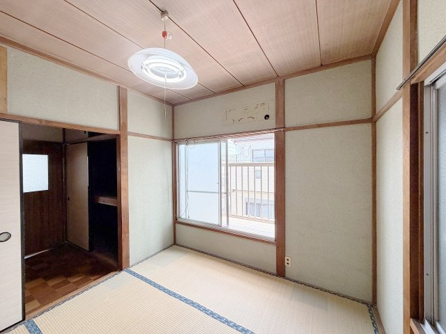春日部市緑町1丁目の和室|２階の和室！