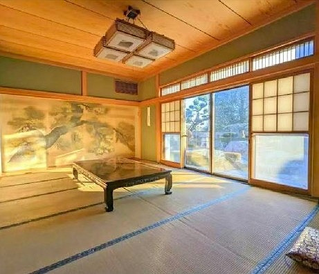 久喜市上内の和室|1階12帖の和室！大迫力の障壁画が魅力の趣深い和室！