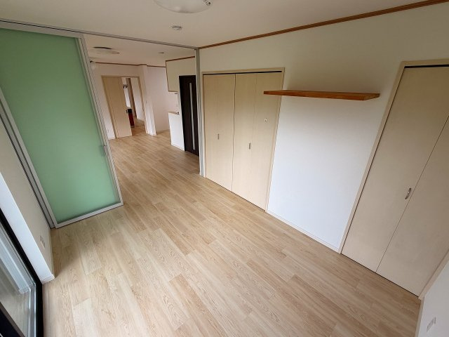 加須市水深の洋室|１階の洋室６帖。