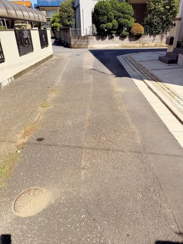 久喜市栗橋東1丁目の前面道路含む現地写真|約3～3.5ｍ公道！