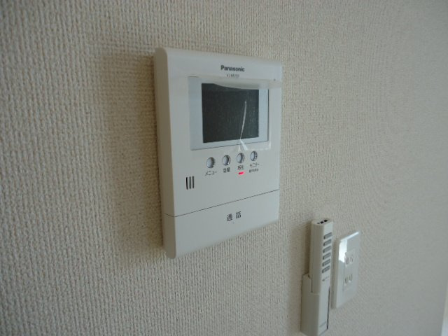 ウィンピアⅡのセキュリティ|カメラ付インターホン
