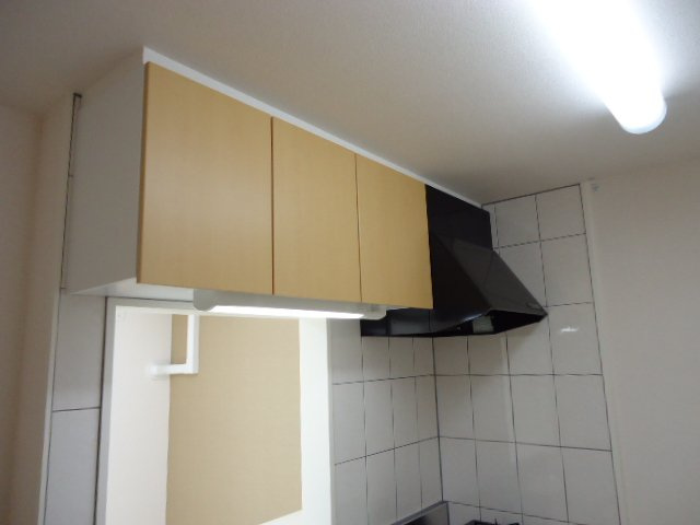 ウィンピアⅡのキッチン|キッチン吊戸棚