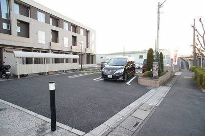 【駐車場】 | グラシオッソ　ブローテ