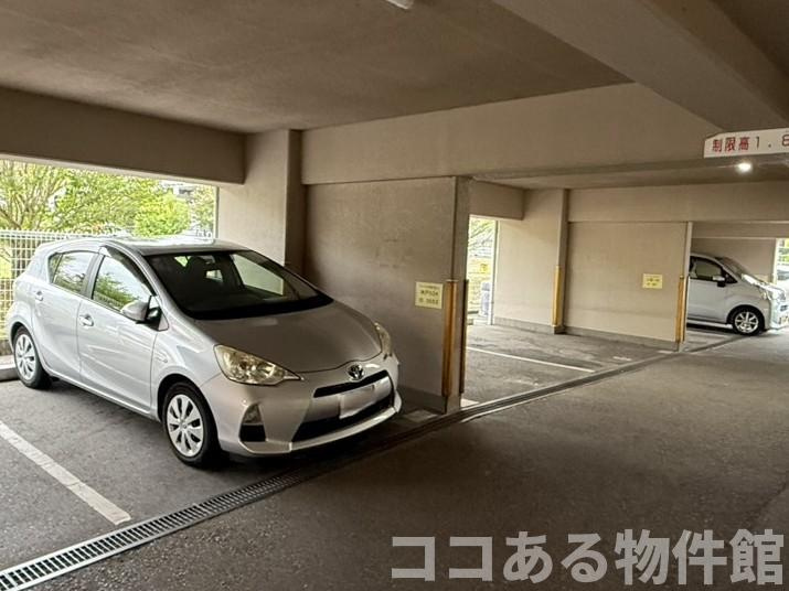 アートプラザ神戸西の駐車場