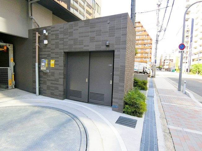 【エントランス】アーバネックス江坂広芝