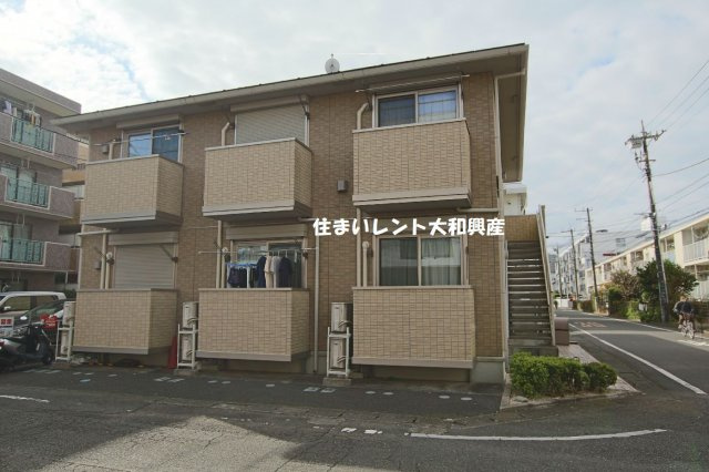 ドミールの外観