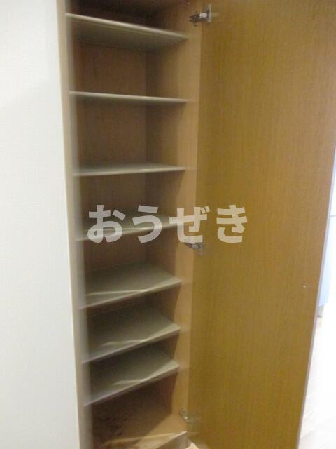 メゾンアワジⅡの収納