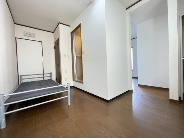 吹田市千里山高塚のアパートの寝室