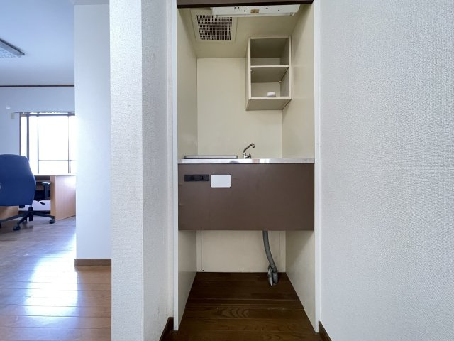 吹田市千里山高塚のアパートのキッチン