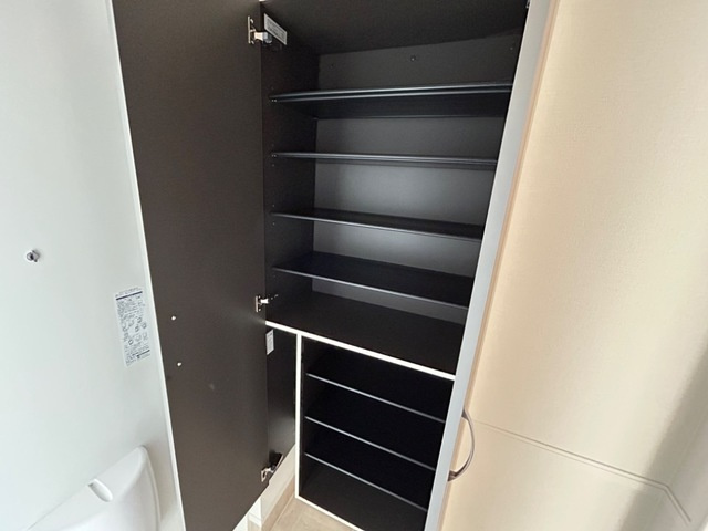 ルーチェ・グランデ|下駄箱