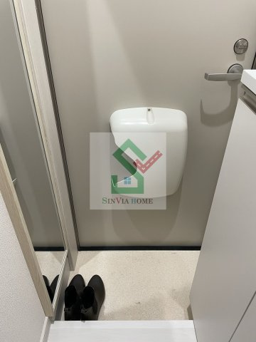 エイマレジデンスの玄関