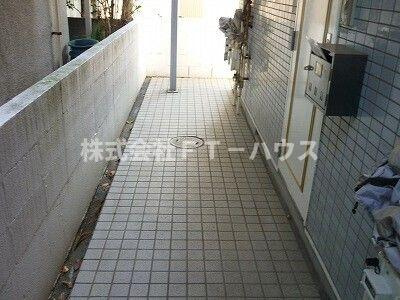 ローズアパートＲ６３番館(R-063)のロビー