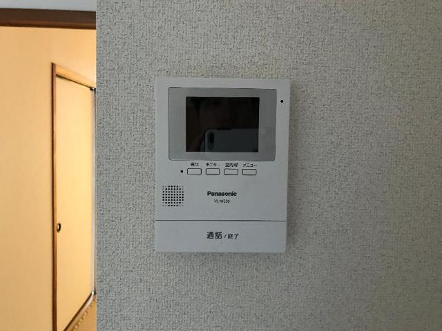 メゾンブランシェヨシダＢのセキュリティ|カメラ付インターホン