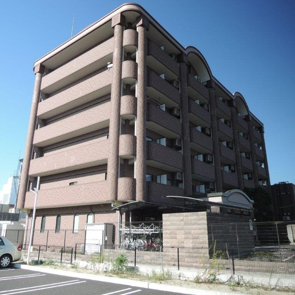 ELLEGRANDE OZUの外観