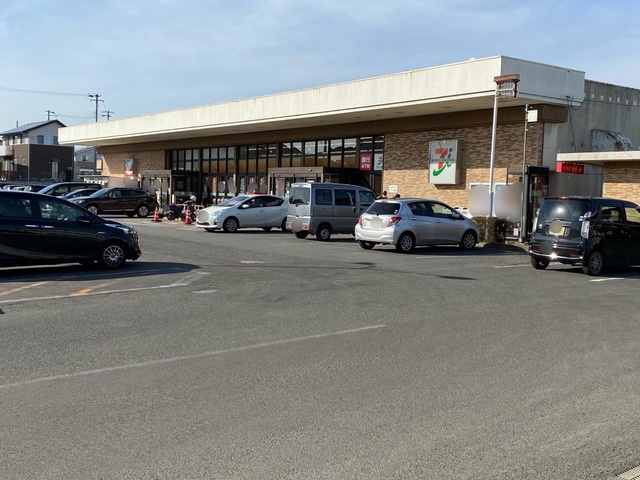 グラスコート・Ｋ|ヨークベニマル 瀬上店 1.3km