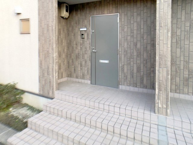 エスポワール渡利 Ｃの玄関|玄関