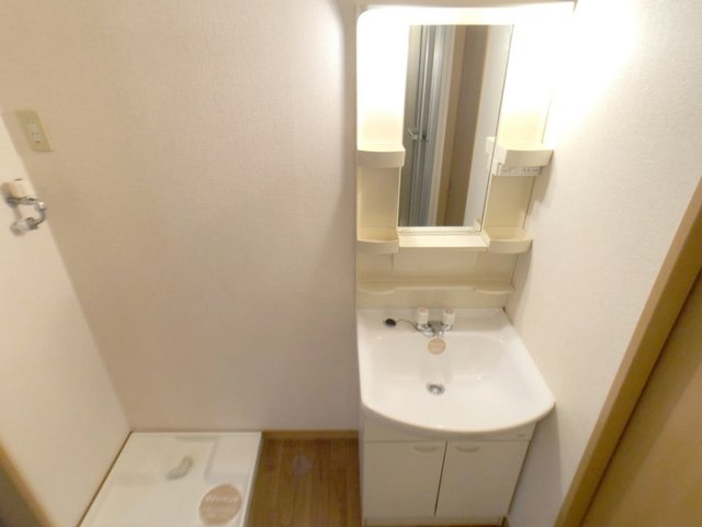 エスポワール渡利 Ｃの独立洗面台|洗面室
