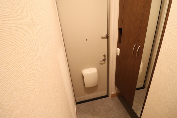 サロン・ド・ＨＩＲＯの玄関|玄関