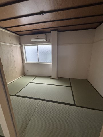千鳥マンションの和室