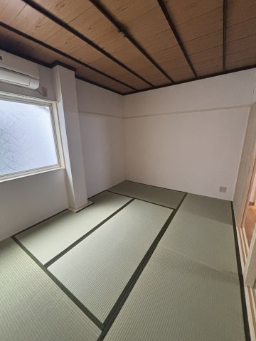 千鳥マンションの和室
