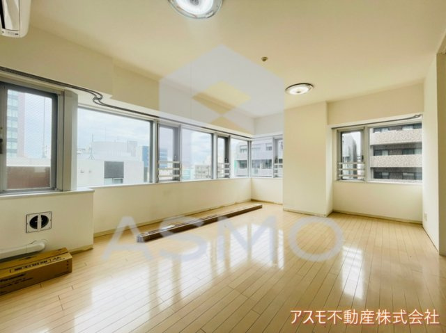 【居間・リビング】 | クロスレジデンス大阪新町