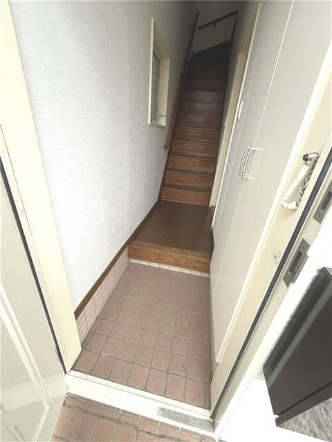 相模原市中央区陽光台５丁目の一戸建ての玄関
