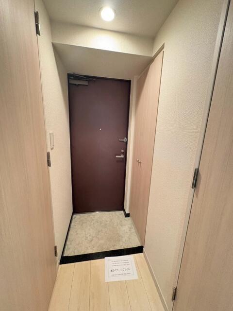 カーサヴェント南千住の玄関
