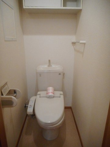フレスクーラのトイレ|ゆったりとした空間のトイレです