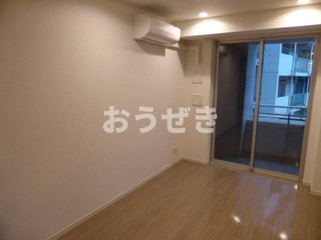 プレミスト横浜ポートサイドの居間・リビング