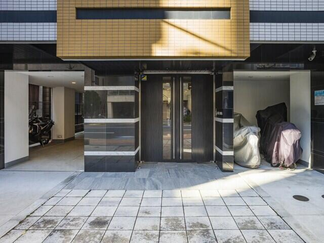 【エントランス】