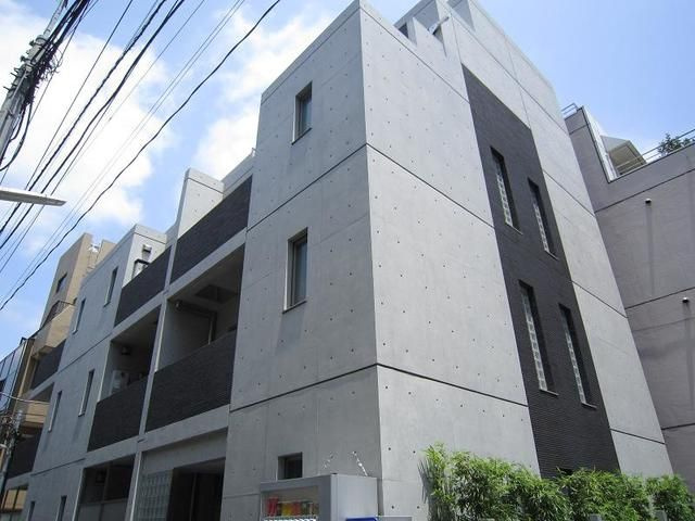 グリーニエ西新宿の外観