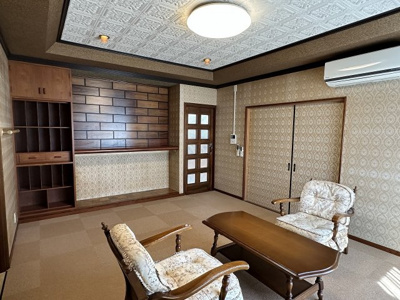 【洋室】 | 岡谷市中央町１丁目 中古住宅⑤ | １階洋室