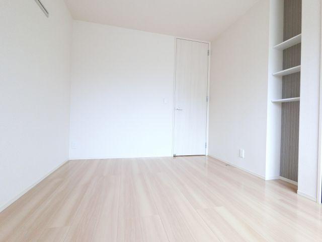 【寝室】