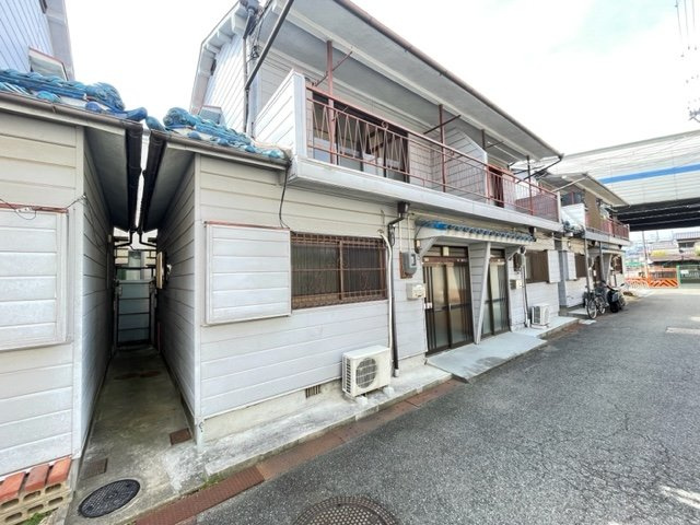 豊中市小曽根３丁目のテラスの外観