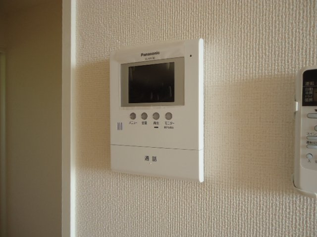 サンパレスハイムⅡのセキュリティ|カメラ付インターホン