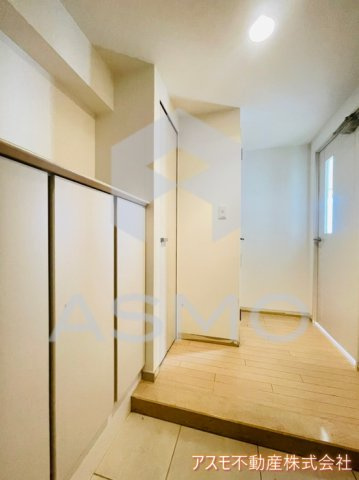 【玄関】 | クロスレジデンス大阪新町 | ※建物内別間取参考写真