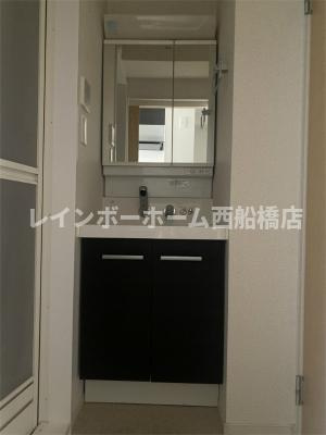 サングランピアの洗面所