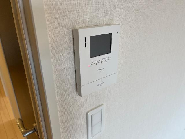 ディアコート中畝の内装|カメラ付インターホン