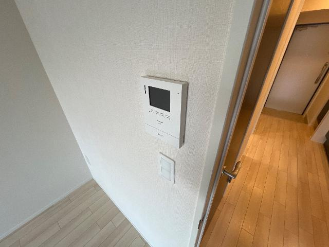 ディアコート中畝の内装|カメラ付インターホン