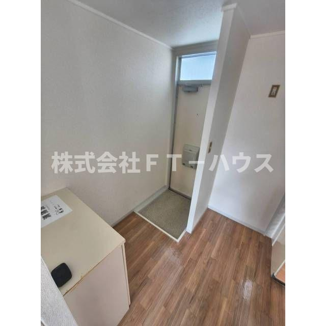 プレジール秋の玄関