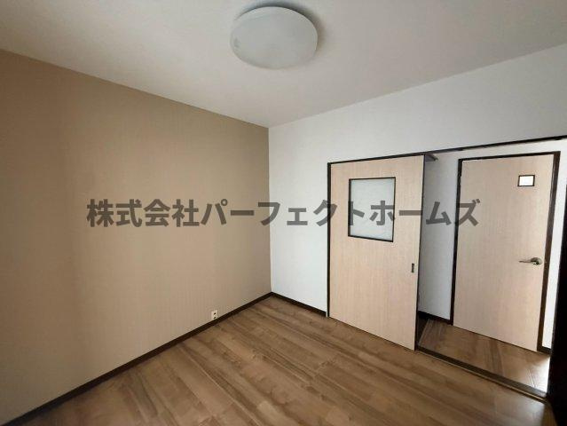 青野ハウスの洋室|使い勝手のいい洋室です