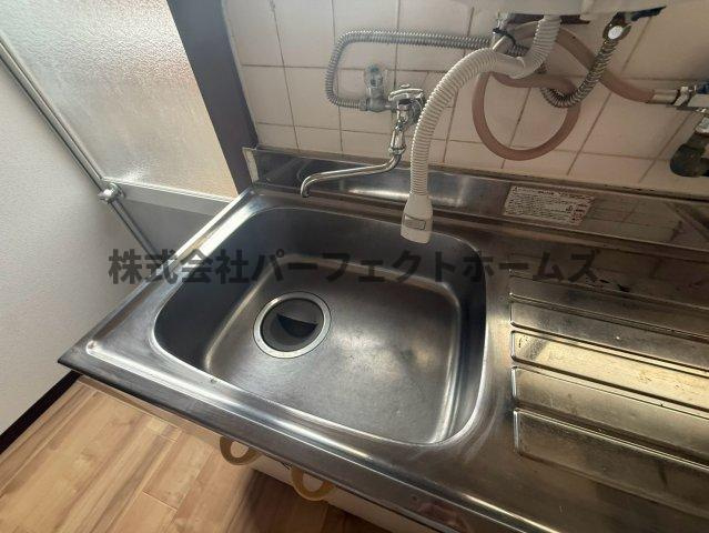 青野ハウスのキッチン|きれいなキッチンです