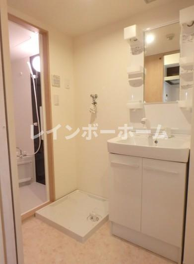 レオ四拾六番館の独立洗面台