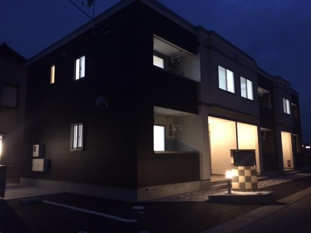 グランパランの外観|外観写真（夜）