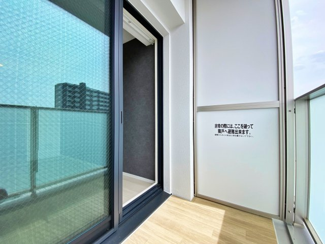 シーズンフラッツ本郷のバルコニー