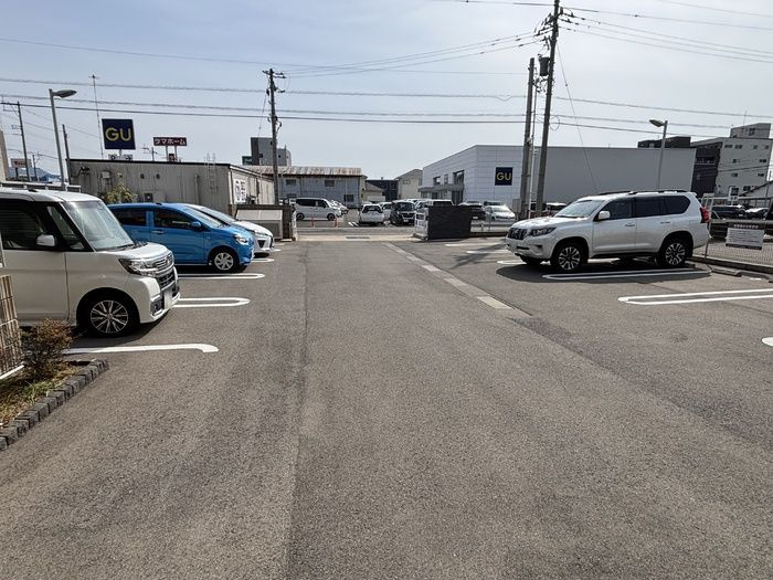 un fleuve(アン フルーヴ)の駐車場