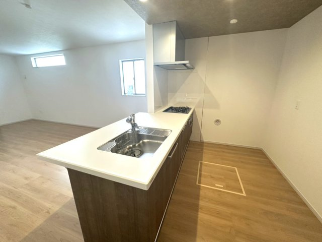 豊中市上野東2丁目　新築戸建ての内観：施工例|※掲載写真は、対象物件の完成前につき、同施工会社が施工した参考写真を掲載しています。実際の設備、仕様、色等とは異なる可能性がございます。