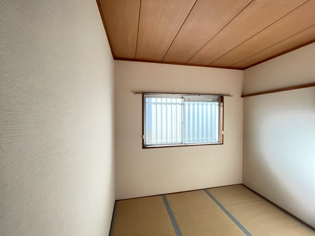 スカイハイツ曽根の和室